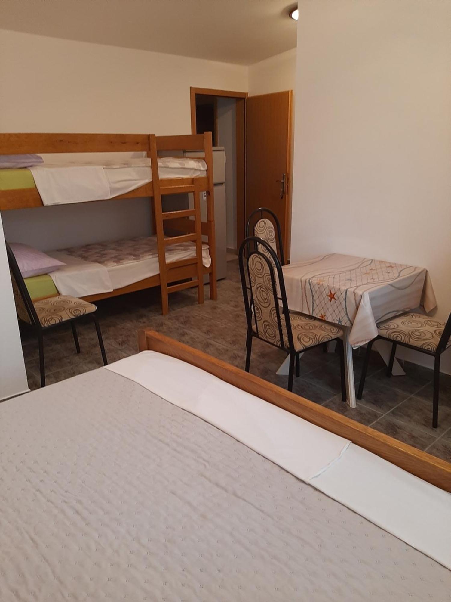 Apartments Marta ستاريغغاد باكلينتسا الغرفة الصورة