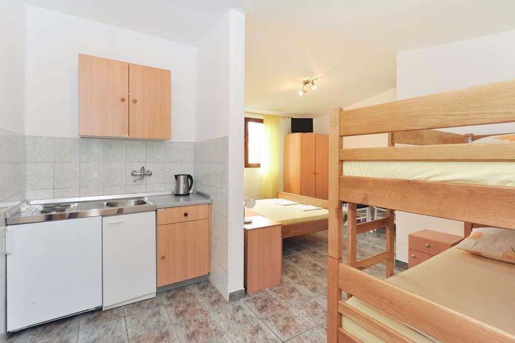 Apartments Marta ستاريغغاد باكلينتسا الغرفة الصورة
